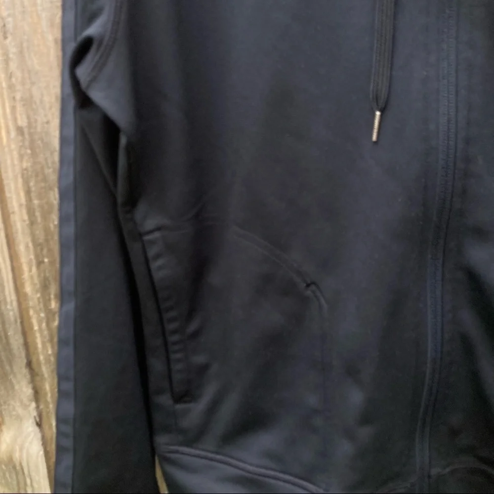 Under Armour full zip Hoodie Women’s Large color Black - Picture 3 of 7